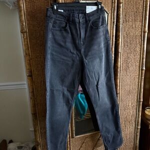 Women’s American Eagle Outfitters Black Denim Mom Jeans size 4